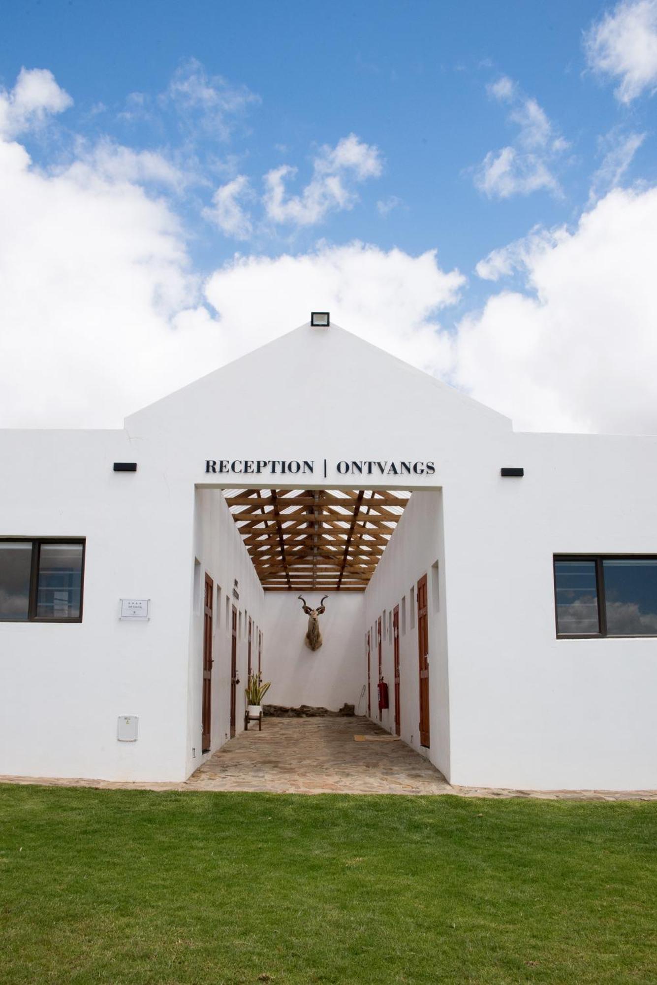 Desert Wind Private Guest And Game Farm Montagu Eksteriør bilde